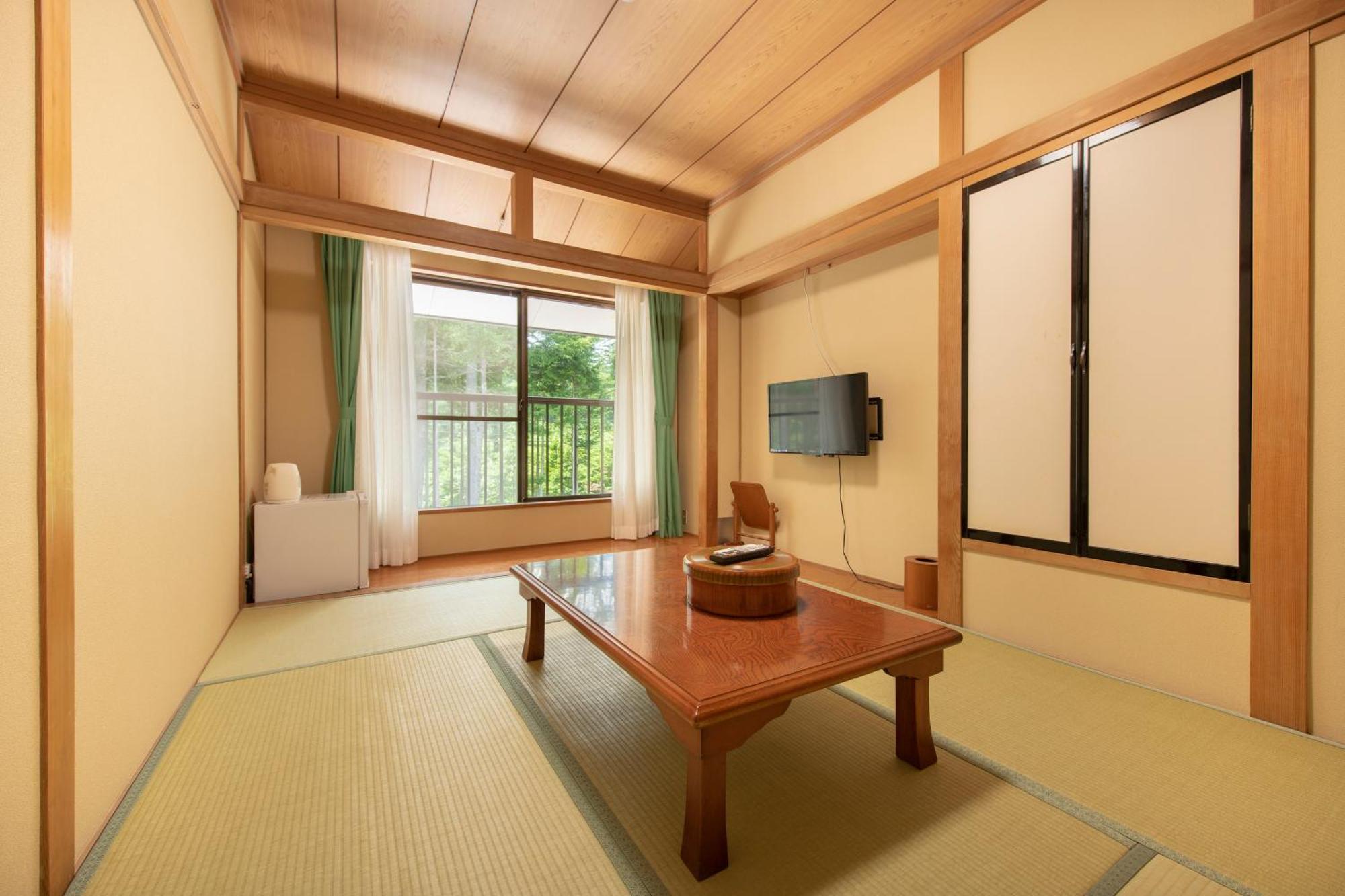 Yamanaka Lake Ryozan Яманакако Екстер'єр фото